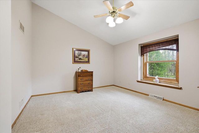 N68W14817 Prudence DRIVE, Menomonee Falls, WI 53051