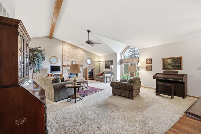 N68W14817 Prudence DRIVE, Menomonee Falls, WI 53051