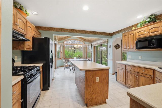 N68W14817 Prudence DRIVE, Menomonee Falls, WI 53051