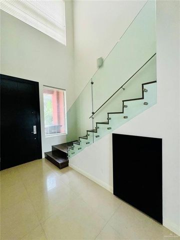 1312 E Pineridge Avenue, Mcallen, TX 78503