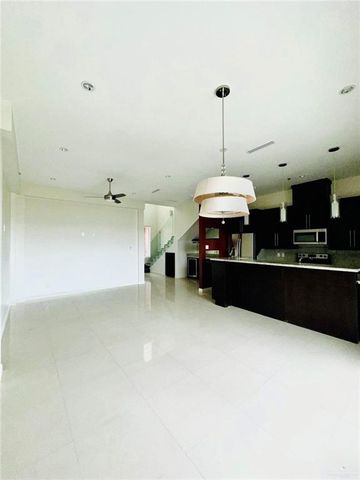 1312 E Pineridge Avenue, Mcallen, TX 78503