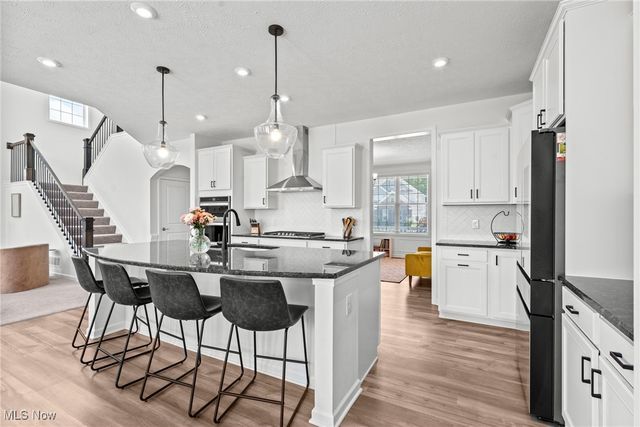 777 Nancy Drive, Aurora, OH 44202