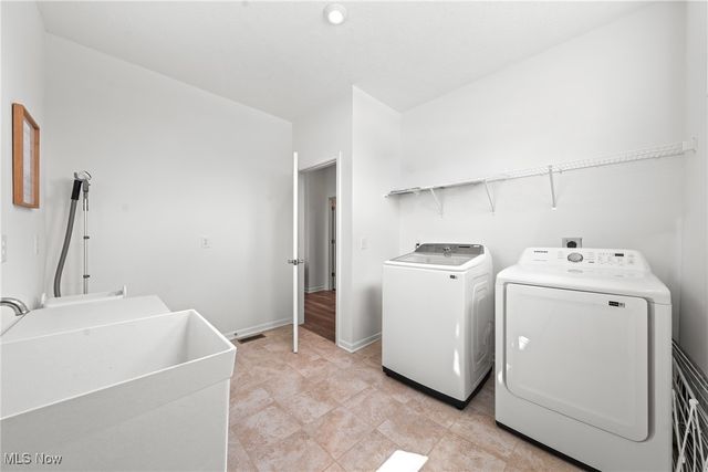 777 Nancy Drive, Aurora, OH 44202