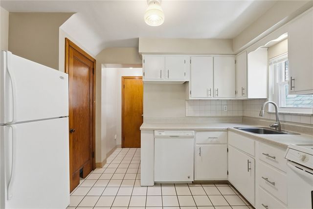 502 WOODLAND, Oakmont, PA 15139