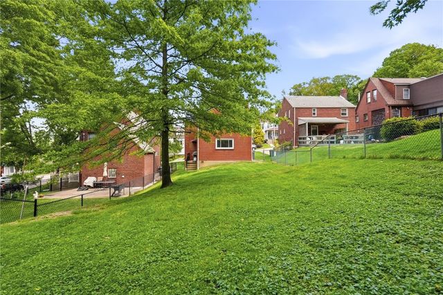 502 WOODLAND, Oakmont, PA 15139