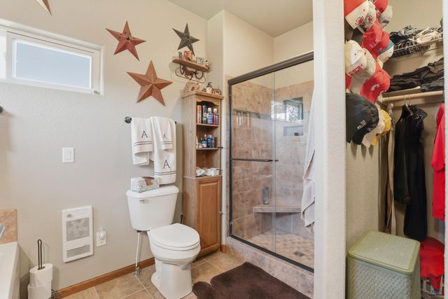 8055 STEAMBOAT RD, Summerset, SD 57769