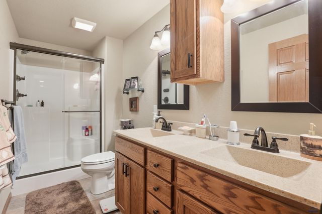 8055 STEAMBOAT RD, Summerset, SD 57769