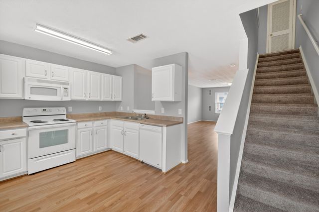 1006 Halifax Ln, Antioch, TN 37013