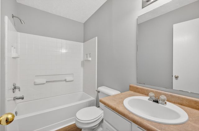 1006 Halifax Ln, Antioch, TN 37013