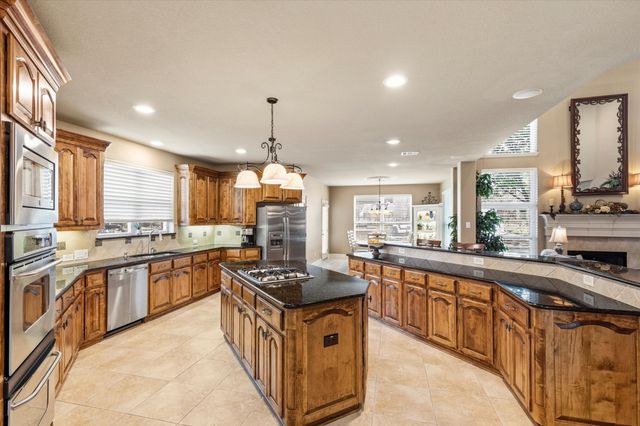 2200 Roadrunner Drive, Flower Mound, TX 75022