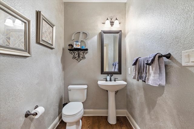 2200 Roadrunner Drive, Flower Mound, TX 75022