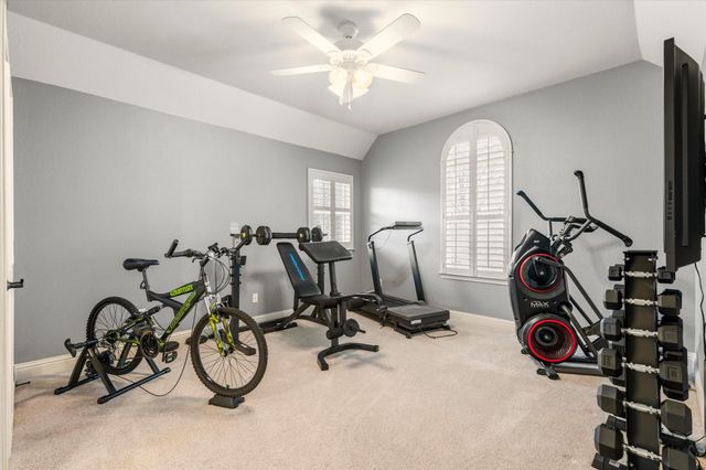 2200 Roadrunner Drive, Flower Mound, TX 75022