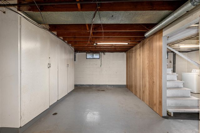 2519 Woodward Avenue SW, Wyoming, MI 49509