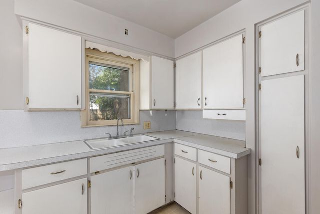 2519 Woodward Avenue SW, Wyoming, MI 49509