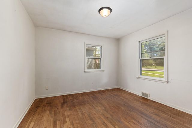 2519 Woodward Avenue SW, Wyoming, MI 49509