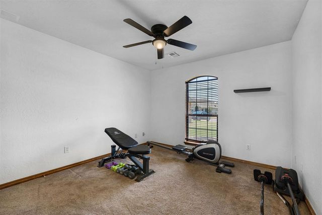 7615 NW Castle Rock Pl, Lawton, OK 73505