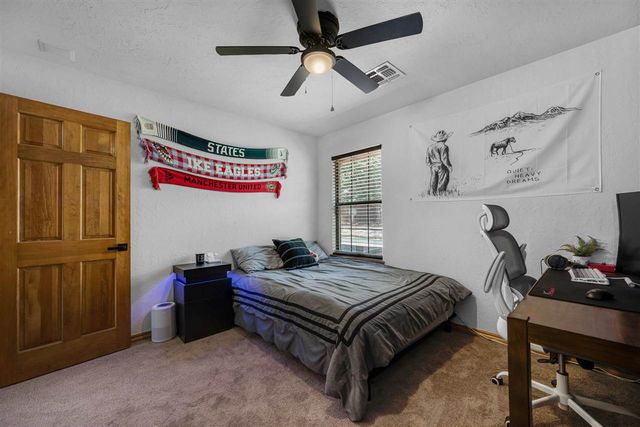 7615 NW Castle Rock Pl, Lawton, OK 73505