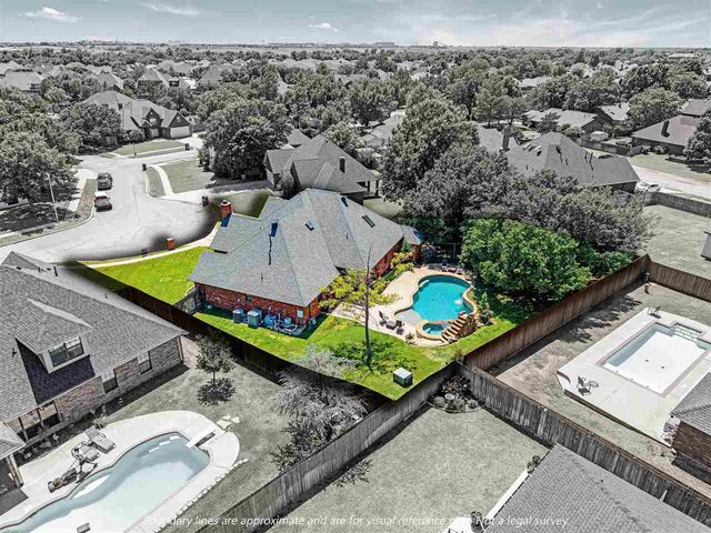 7615 NW Castle Rock Pl, Lawton, OK 73505