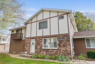 N20W5341 Pierce COURT, Cedarburg, WI 53012