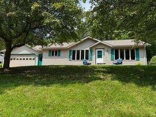 20488 Hidden Valley Road, Richland Center, WI 53581