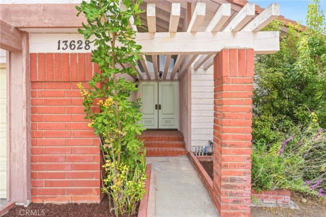 13628 Avenida Espana, La Mirada, CA 90638