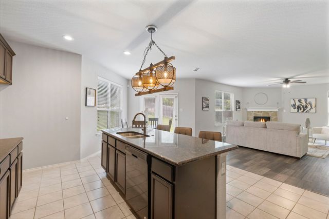 1725 Crescent Oak Street, Wylie, TX 75098