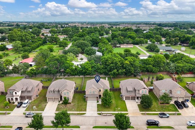 1725 Crescent Oak Street, Wylie, TX 75098