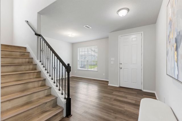1725 Crescent Oak Street, Wylie, TX 75098