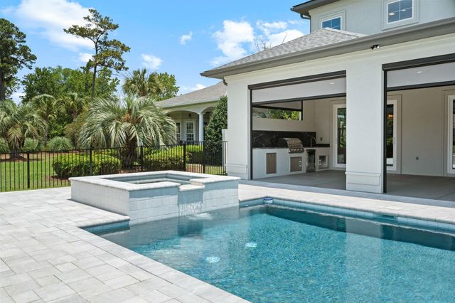 1015 Bluffview Dr., Myrtle Beach, SC 29579