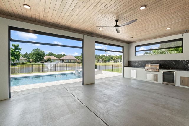 1015 Bluffview Dr., Myrtle Beach, SC 29579