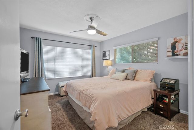 7819 Whitsett, North Hollywood, CA 91605