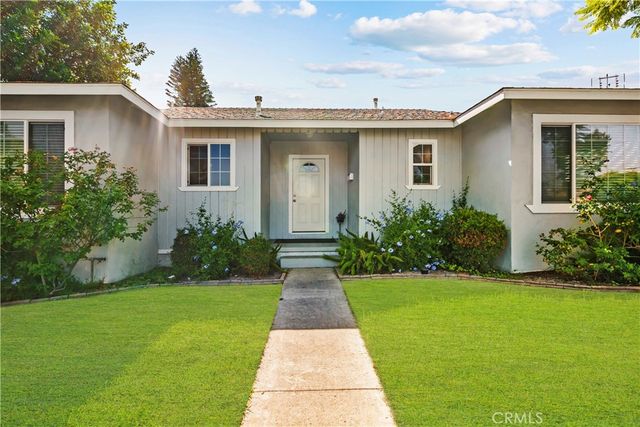 7819 Whitsett, North Hollywood, CA 91605