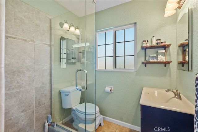 7819 Whitsett, North Hollywood, CA 91605
