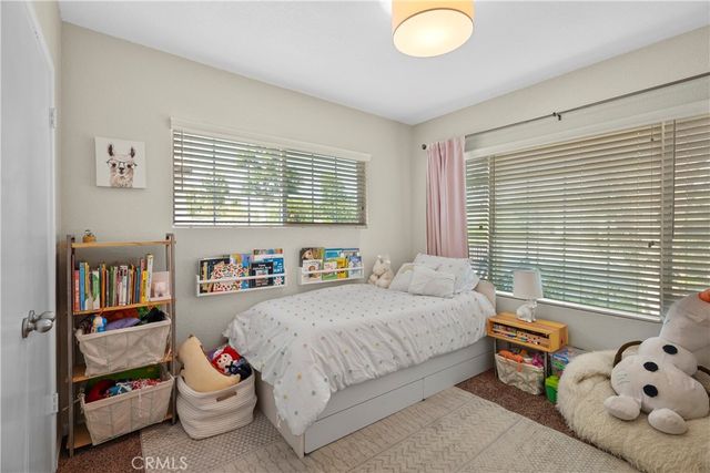 7819 Whitsett, North Hollywood, CA 91605