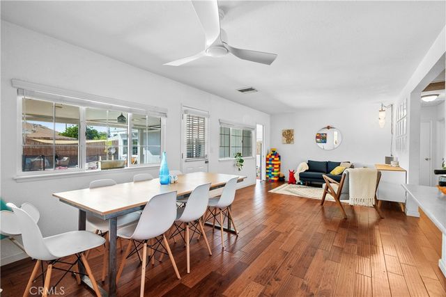 7819 Whitsett, North Hollywood, CA 91605