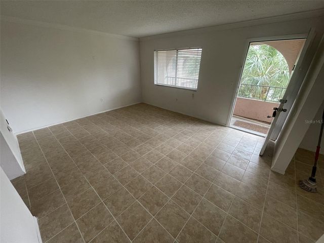 139 OYSTER BAY CIRCLE 340, Altamonte Springs, FL 32701