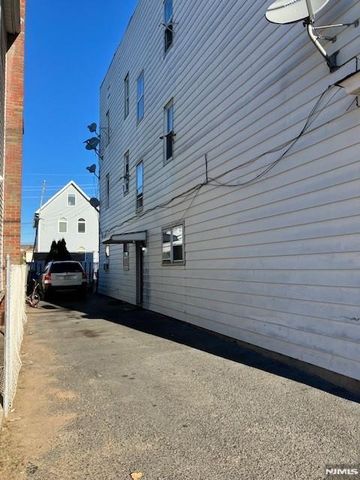 433 Lanza Avenue Apt 3, Garfield, NJ 07026