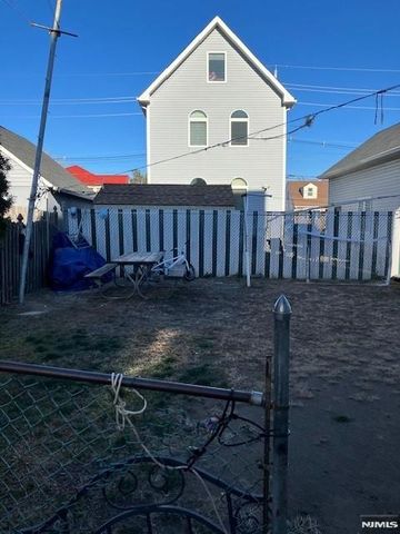 433 Lanza Avenue Apt 3, Garfield, NJ 07026
