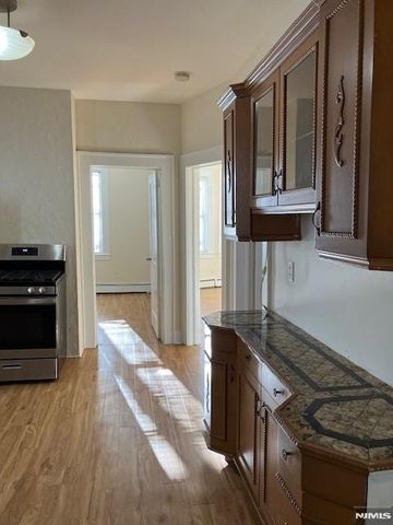 433 Lanza Avenue Apt 3, Garfield, NJ 07026