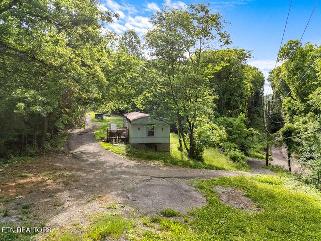 9217 Kodak Rd, Kodak, TN 37764