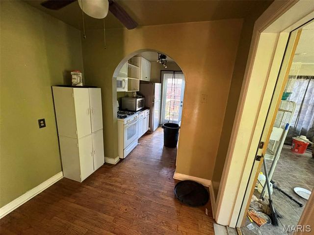 150 Helen Place, Collinsville, IL 62234