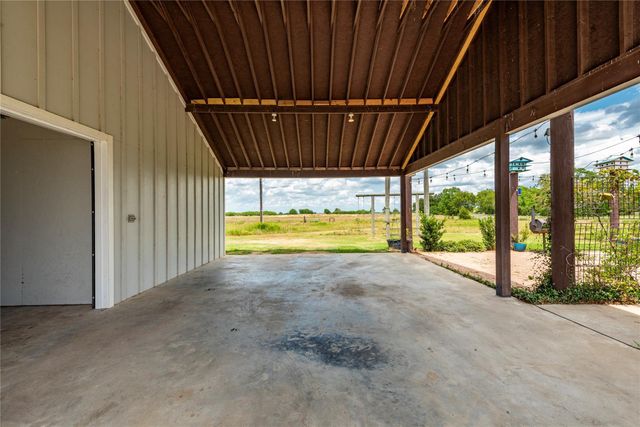 4288 Fm 2546 Road, El Campo, TX 77437