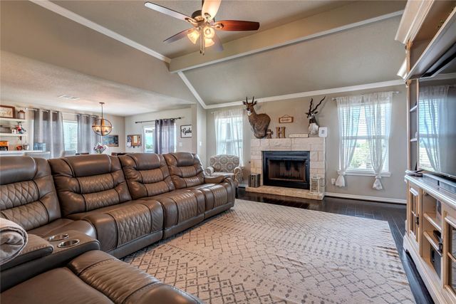 4288 Fm 2546 Road, El Campo, TX 77437