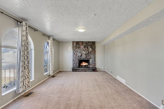 5731 S BLAKE DR, Taylorsville, UT 84129