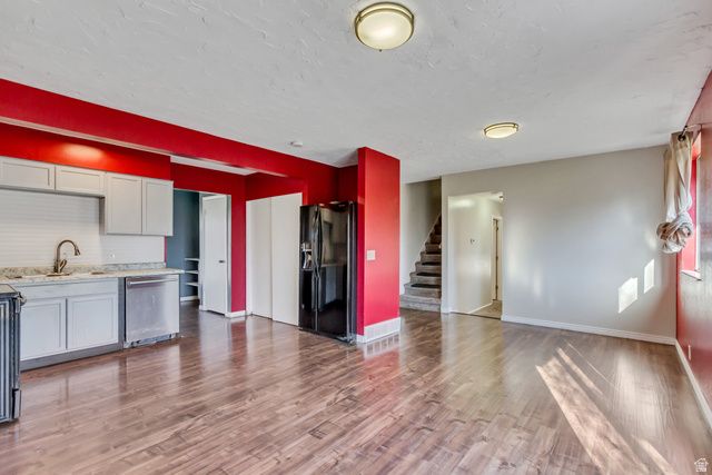 5731 S BLAKE DR, Taylorsville, UT 84129