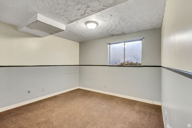 5731 S BLAKE DR, Taylorsville, UT 84129