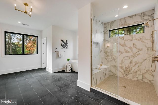 7000 TYNDALE ST, Mclean, VA 22101