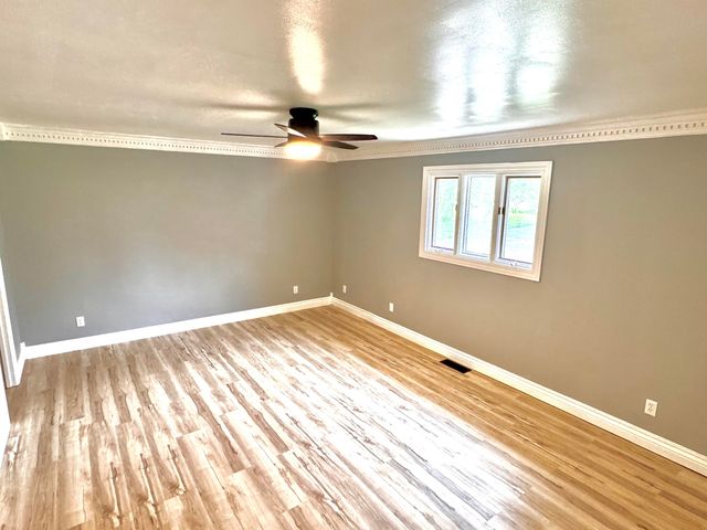 2380 Rough Creek Road, London, KY 40744