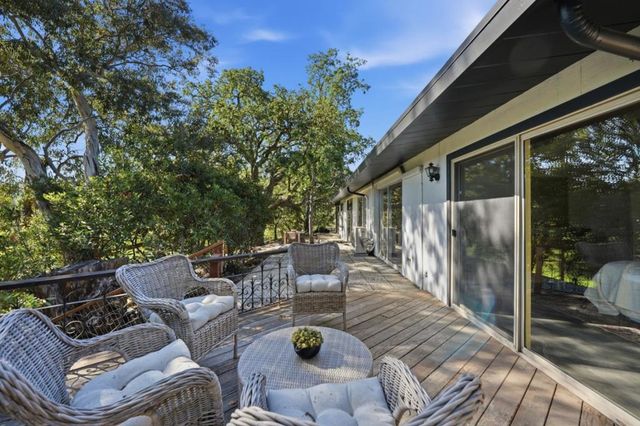 2930 Alexis Drive, Palo Alto, CA 94304