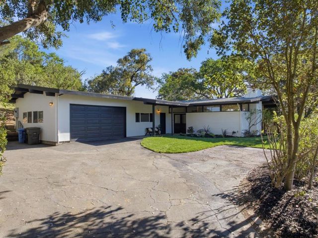 2930 Alexis Drive, Palo Alto, CA 94304